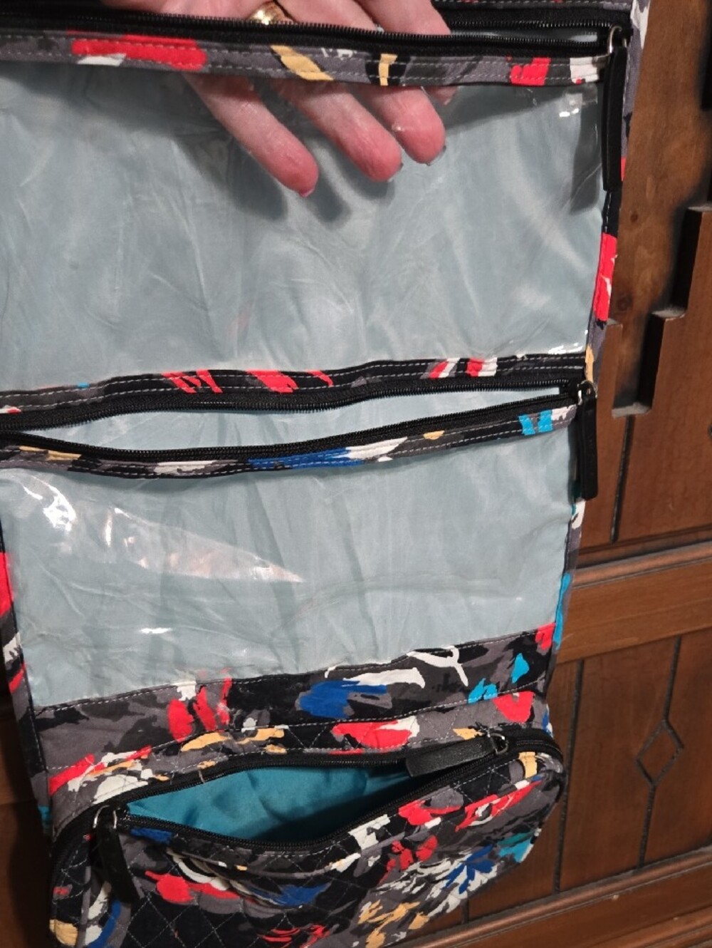 Vera Bradley Quilted Hanging Organizer with Multicolor Brushstroke Print - Picture 5 of 5
